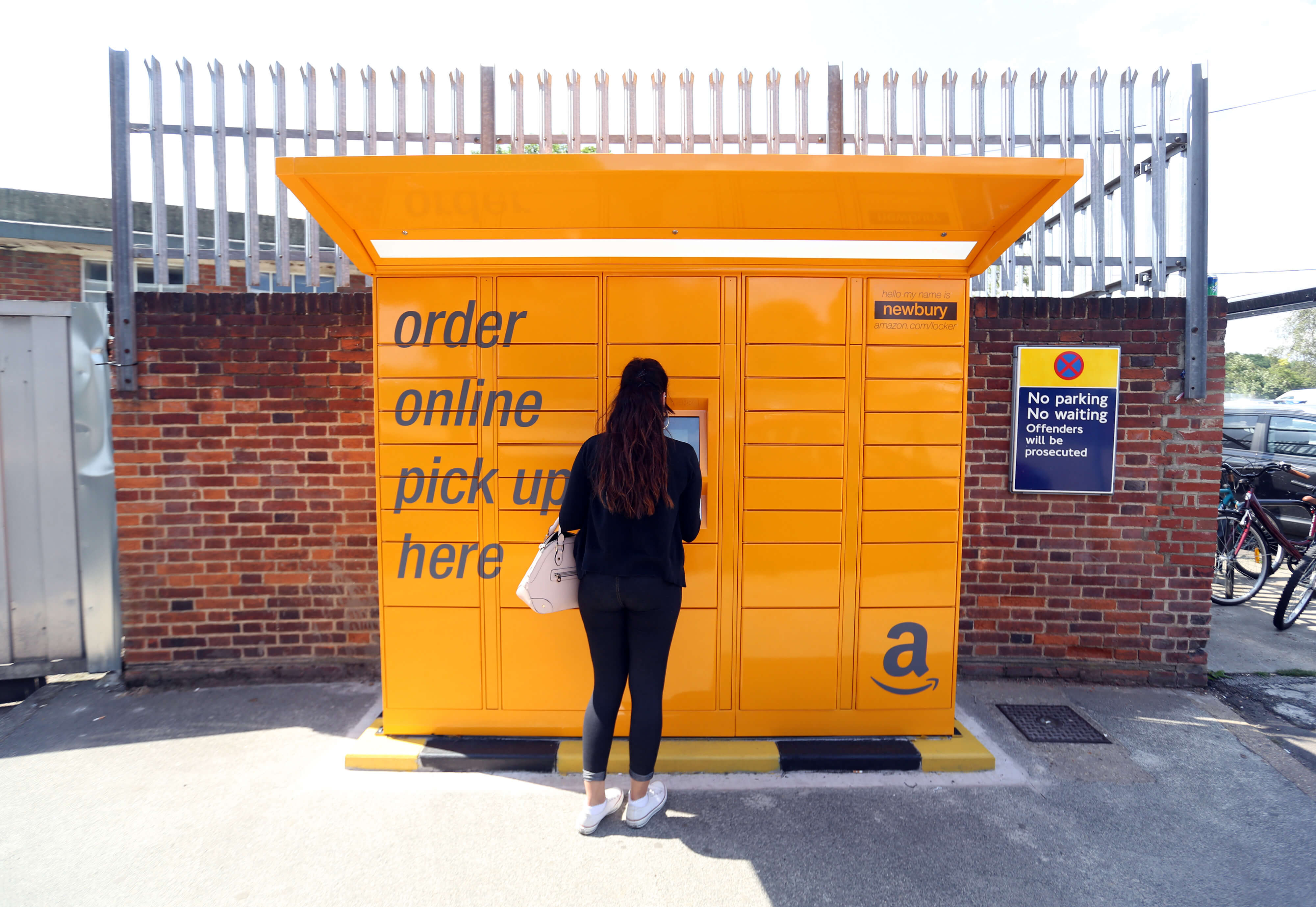 Amazon Retail Pracel Lockers Retail parcel lockers from Amazon