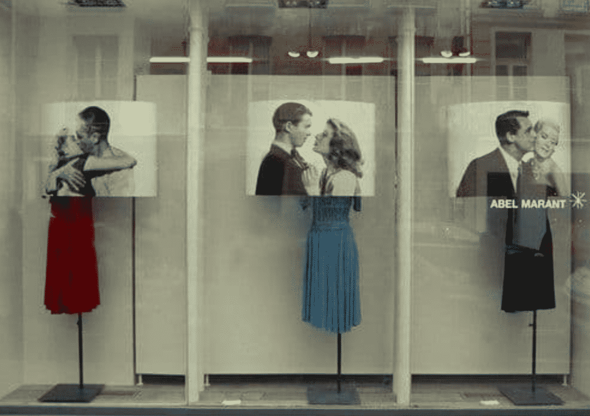 How To Design a Store Window Display?