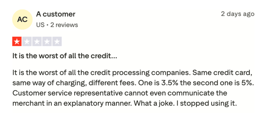 Negative third-party review of Square POS citing account freezes and limited features for tobacco retailers